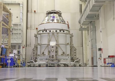 La NASA prosegue l'assemblaggio della capsula Orion per la missione Artemis II