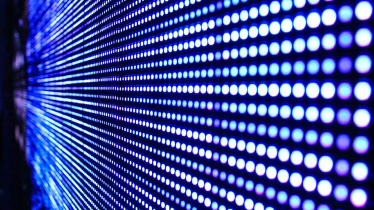 Un display che si allunga fino al 200% senza ridurre la luminosità: è il futuro degli indossabili?