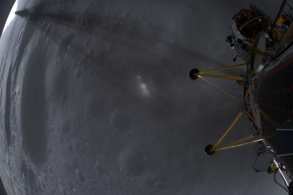 Le ultime novità sul lander Athena di Intuitive Machines e le nuove immagini rilasciate dalla Luna