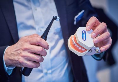 Oral-B iO2, il nuovo spazzolino elettrico intelligente e low cost