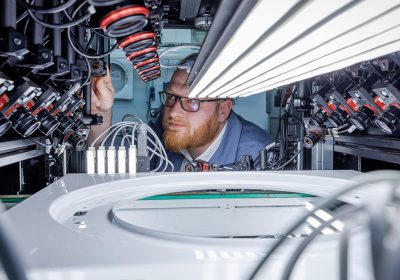 Miele, crescita nell'anno fiscale 2024: prodotti moderni e smart e occhio alla sostenibilità