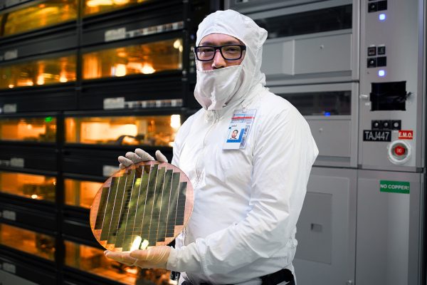 NVIDIA e Broadcom starebbero valutando il processo 18A: chip di test nelle Fab Intel