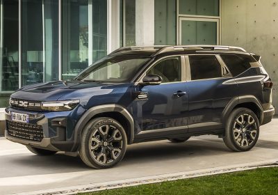 Prima guida con Dacia Bigster Hybrid: consumi al top e il jolly del prezzo