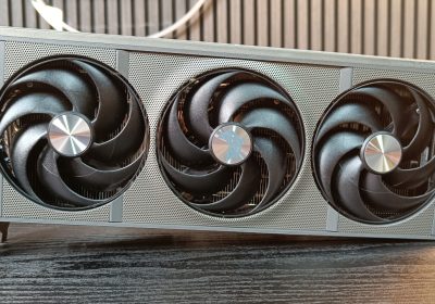 Sapphire NITRO+ Radeon RX 9070 XT recensione: una GPU AMD con connettore 12V-2×6