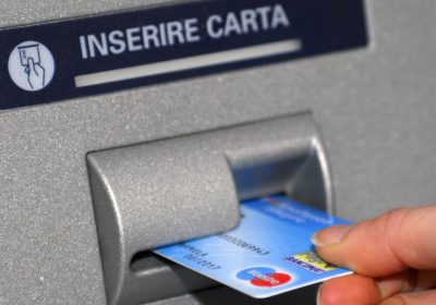 Svezia e Norvegia: 'una quantità minima di denaro fisico va mantenuta'