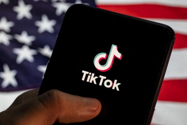 Divieto di TikTok negli USA: Trump ha prorogato la deadline di 75 giorni
