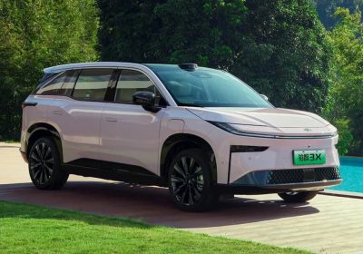 Toyota bZ3X conquista la Cina: 10.000 ordini in un'ora per il SUV elettrico da 13.000 euro