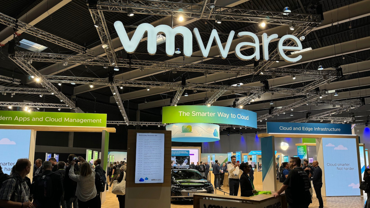 VMware aumenta il numero minimo di core per licenza a 72 e fa causa a Siemens per presunta pirateria
