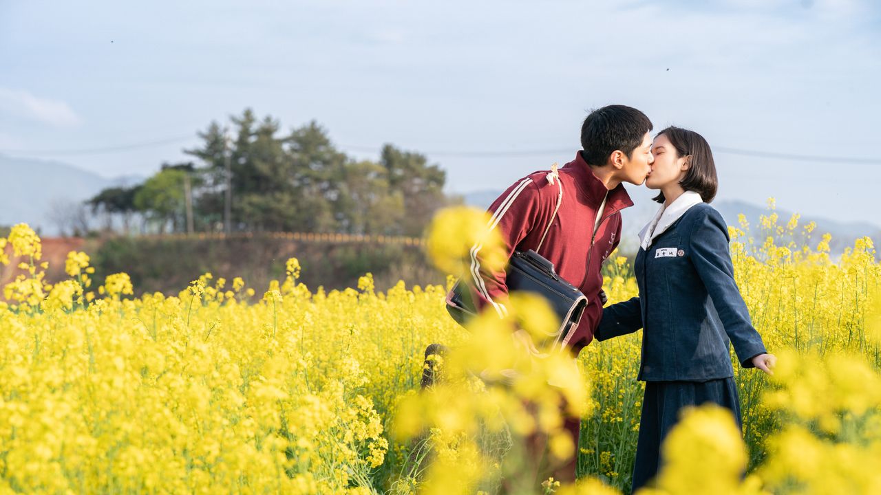 Quando la vita ti dà mandarini su Netflix è un bellissimo racconto dolceamaro