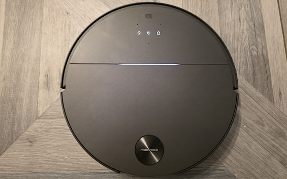 Roborock Saros 10, design ultrasottile e super tecnologico
