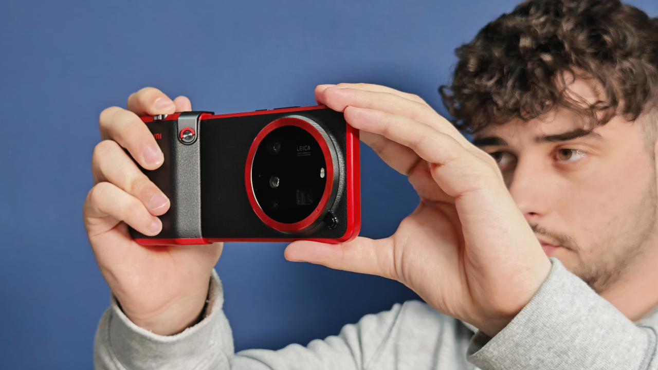 Xiaomi 15 Ultra Photography Kit, lo smartphone si usa come una vera fotocamera! La nostra prova