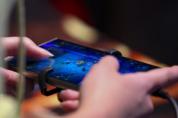 Fino ad 80 accessi l’ora su smartphone per controllare le notifiche – Software e App