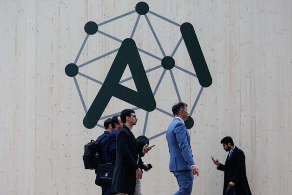 Società di IA Anthropic raggiunge valore 61,5 miliardi dollari – Notizie