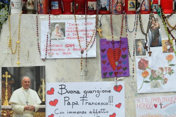 Papa, nel mondo 83,4 milioni di interazioni digitali – Notizie