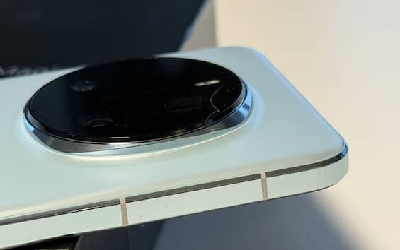 HONOR Magic7 Pro: recensione, caratteristiche, foto, video, impressioni, prezzi