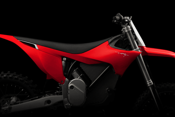 Le moto da cross elettriche fuori dagli X Games perché sono troppo performanti