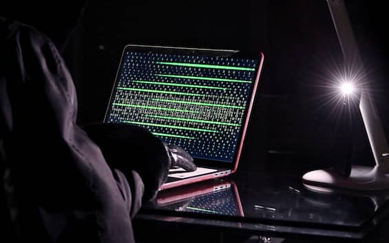 Cybersicurezza: sesto giorni attacchi hacker, fra target siti trasporti e banche