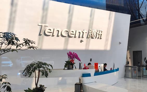 AI, Tencent lancia Hunyuan Turbo S: intelligenza artificiale più veloce di DeepSeek