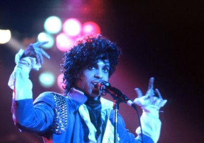 Purple Rain, la storia e il significato del brano indimenticabile di Prince