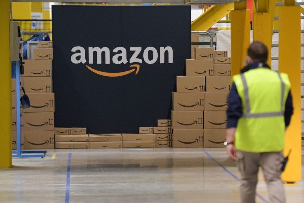 Molti venditori si stanno ritirando dal Prime Day di Amazon a causa dei dazi