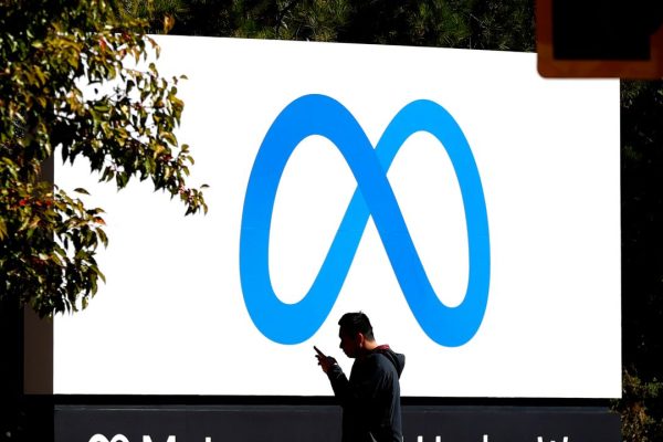 Meta ha imbrogliato sui benchmark della sua AI