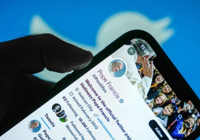 Papa Francesco e i social. Come usava X, Instagram e TikTok?