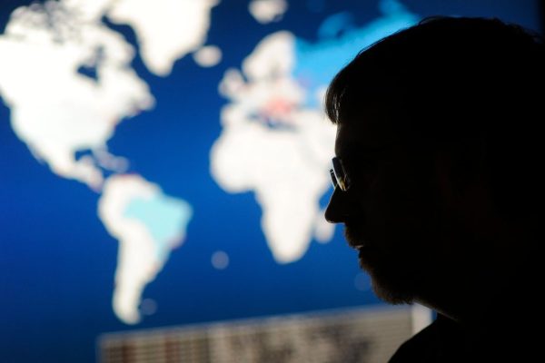 La Cina accusa gli Stati Uniti di averla colpita con attacchi informatici avanzati