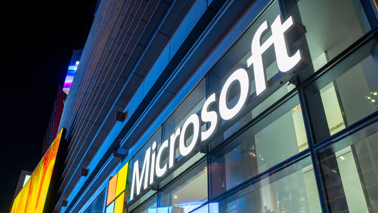 Quake II, Microsoft rilascia una demo di generata dall’AI che non piace a nessuno