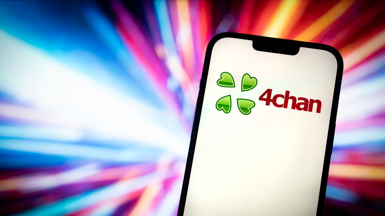 4chan non esiste più, ma ha fatto in tempo a rovinare il resto del web