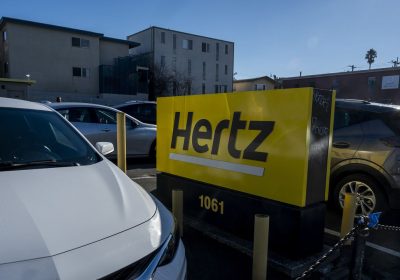 Le patenti dei clienti dell’autonoleggio Hertz sono finite sul dark web