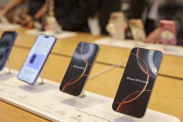 L’iPhone potrebbe costare 3.500 dollari se prodotto negli Usa – Telecomunicazioni