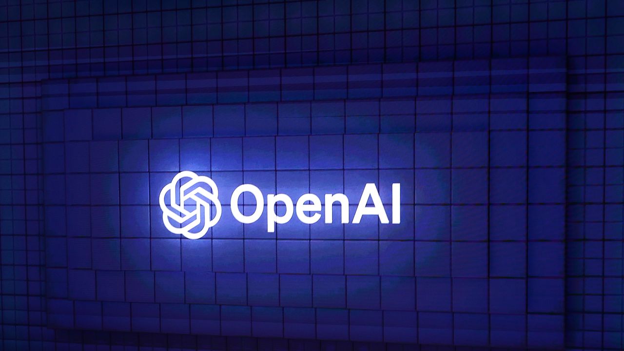 OpenAI prepara un social network come X