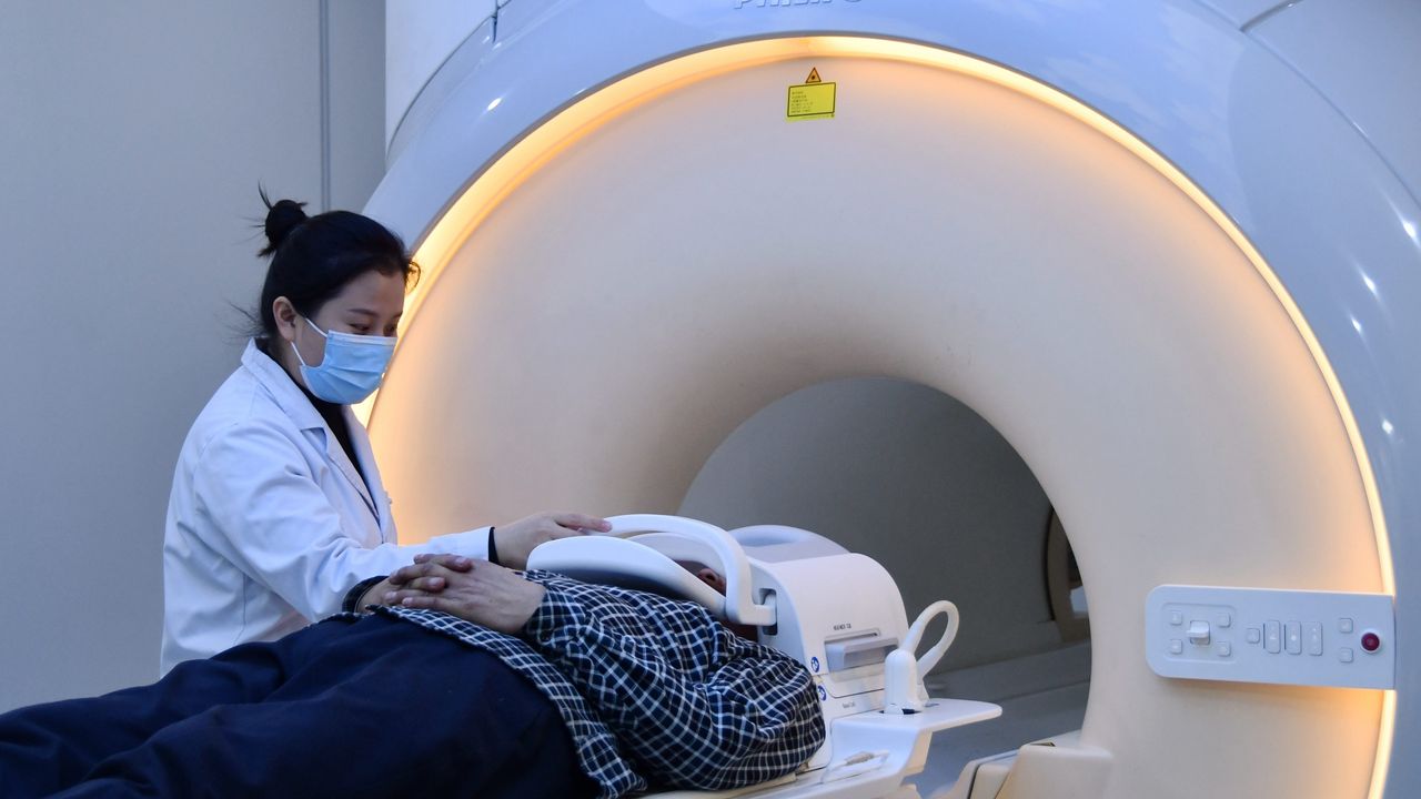 Francesca Mannocchi e la sclerosi multipla, se la sanità lascia indietro i malati cronici