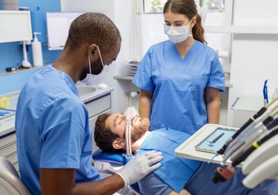 Gas esilarante, ora sappiamo come può aiutare a contrastare la depressione