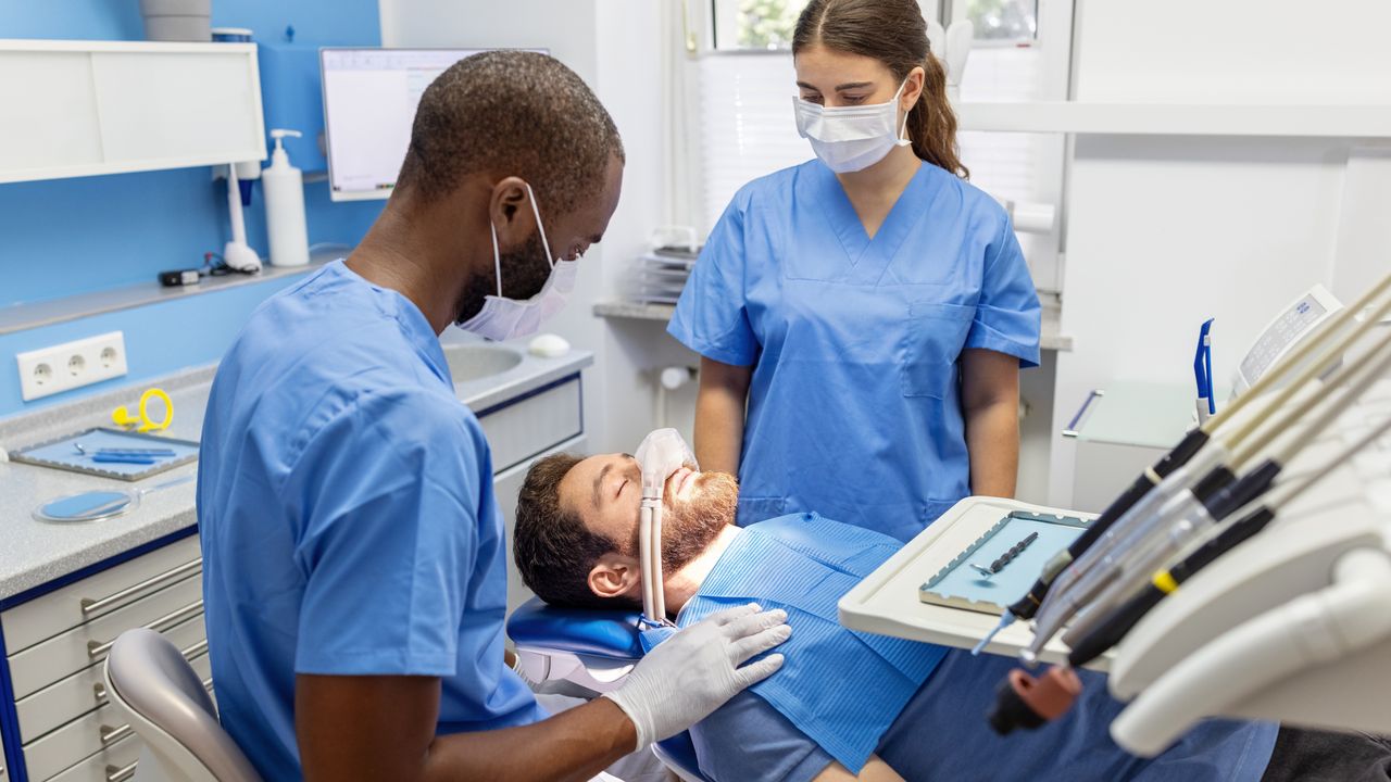 Gas esilarante, ora sappiamo come può aiutare a contrastare la depressione