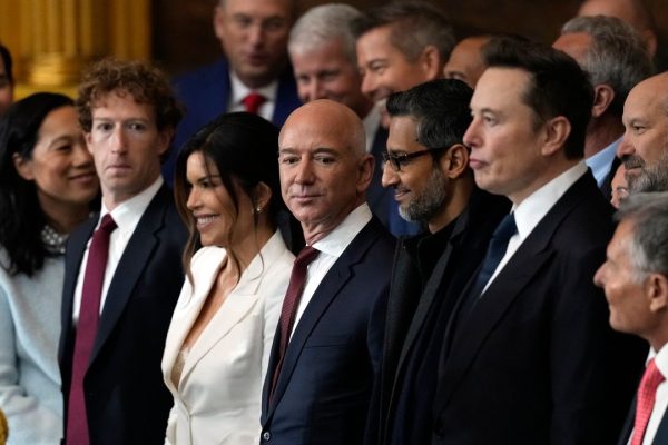 I leader delle Big Tech che hanno supportato Trump ora stanno perdendo miliardi a causa sua