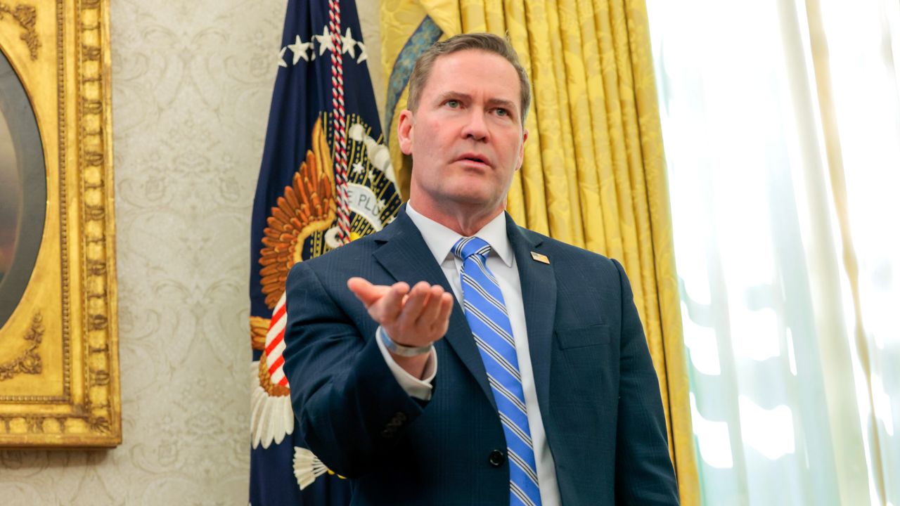 Michael Waltz, il consigliere per la sicurezza di Trump ha usato Gmail per comunicazioni governative