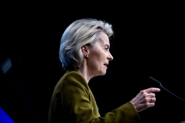 Come la Commissione europea spenderà i suoi soldi su AI e cyber nei prossimi tre anni