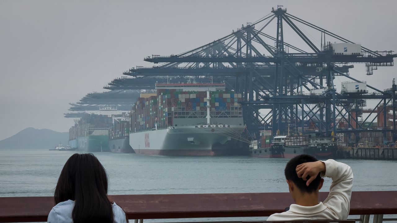 Le navi che inquinano dovranno pagare caro il costo delle emissioni