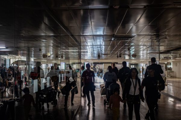 Le cause del blackout in Spagna e Portogallo e i timori per il ritorno dei negazionisti del clima