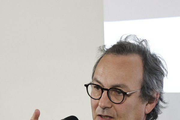 De Alessandri, ‘con IA grandi opportunità ma anche rischi’ – Notizie