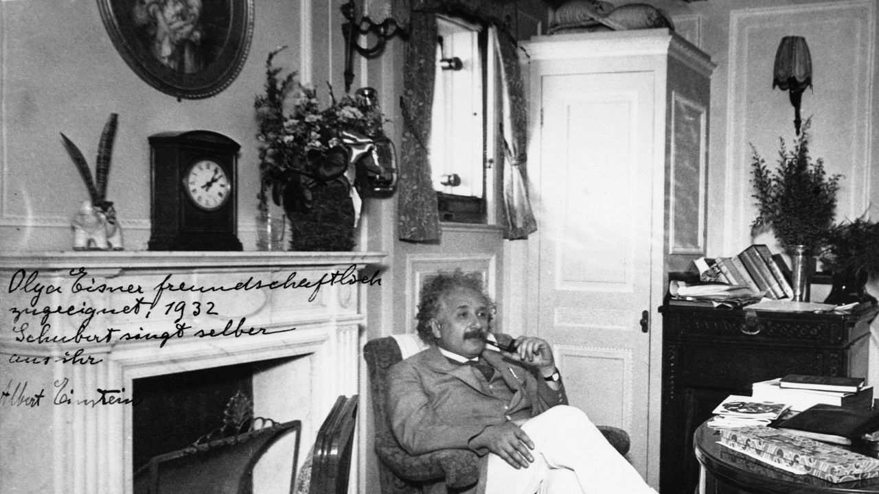 Albert Einstein, a 70 anni dalla morte un libro ne svela la genialità anche filosofica