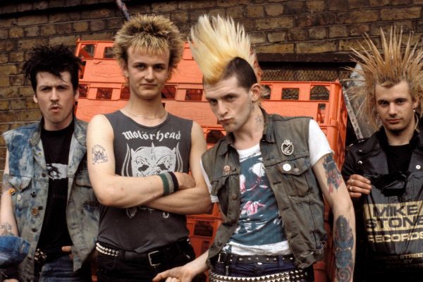 Dopo la chemioterapia, ribellioni punk per tornare alla propria essenza
