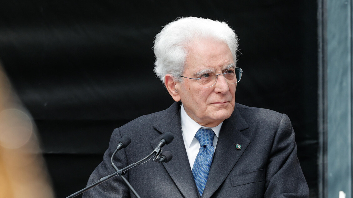 Mattarella, dall’IA rischi diminuzione pluralismo linguistico – Notizie