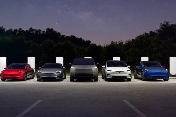 Auto usate Tesla: +67% di inserzioni a marzo, mentre le vendite calano