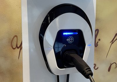 Bonus colonnine, il 29 aprile ripartono gli incentivi per la ricarica domestica