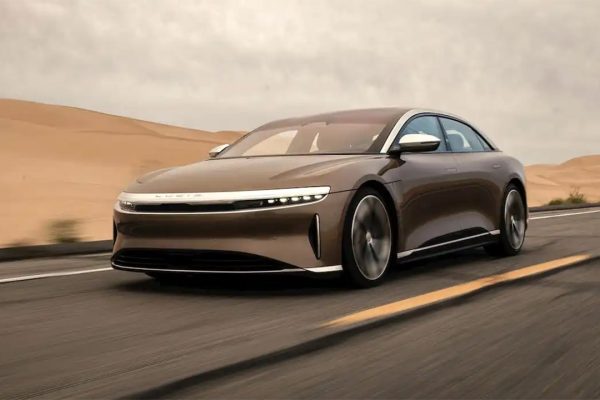 Cinque volte più veloce: la tecnologia che cambia la ricarica degli EV al freddo