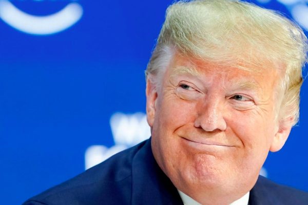 Donald Trump ha escluso smartphone, computer e chip dai dazi