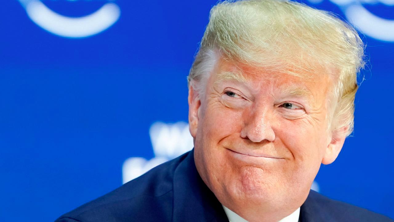 Donald Trump ha escluso smartphone, computer e chip dai dazi