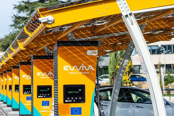 Ewiva: dal 1° al 31 maggio sconto del 30% sulla ricarica ultra-veloce per chi sceglie di pagare via contactless